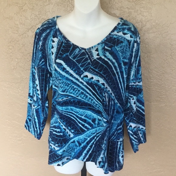 Additions Chico’s Blue Mosaic Print Shirt 2 L EUC